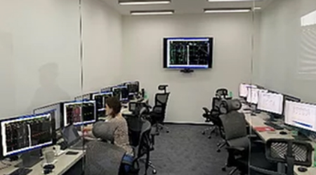 Analysis of data by swirling currents
